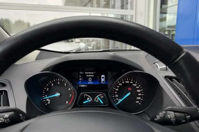 Ford Kuga (2017) thumbnail 17