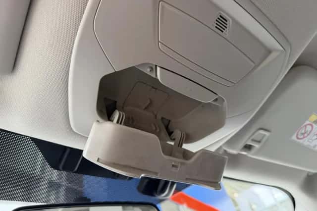 Ford Kuga (2017) thumbnail 28