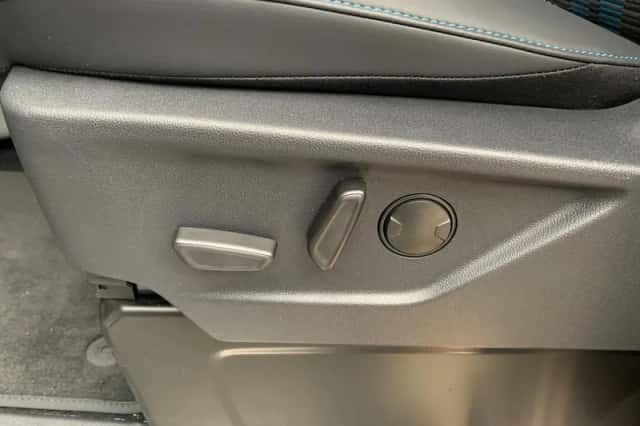 Ford Tourneo Custom (2025) thumbnail 18
