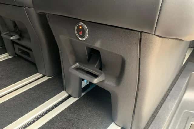 Ford Tourneo Custom (2025) thumbnail 23
