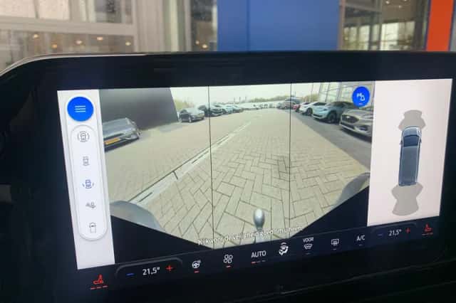 Ford Tourneo Custom (2025) thumbnail 37