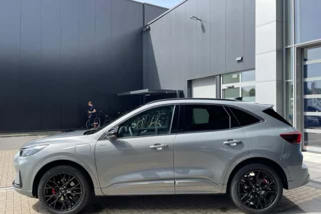 Ford Kuga (2026) thumbnail 4
