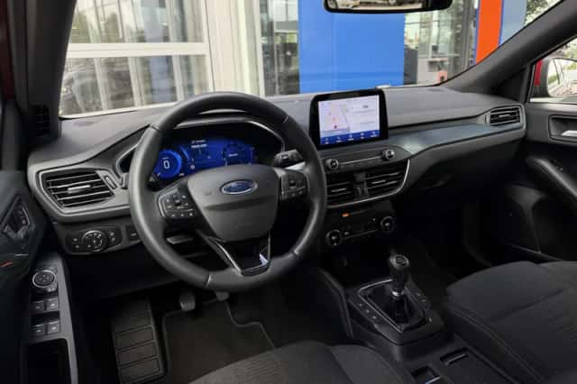 Ford Focus (2021) thumbnail 15