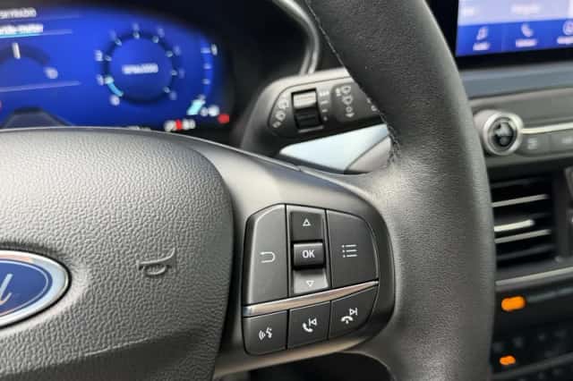 Ford Focus (2021) thumbnail 28