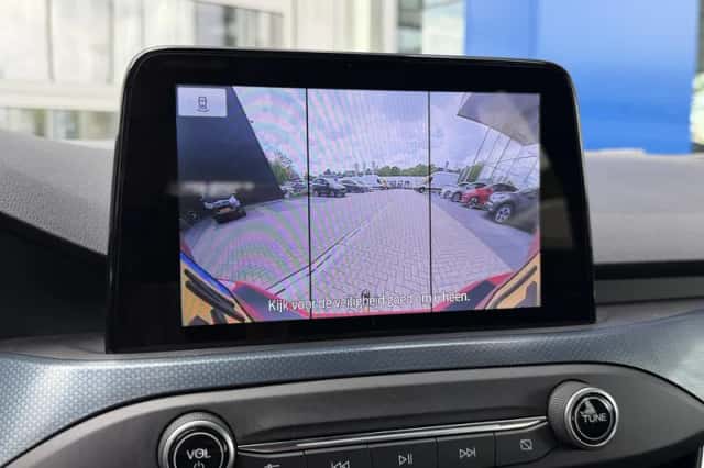 Ford Focus (2021) thumbnail 41