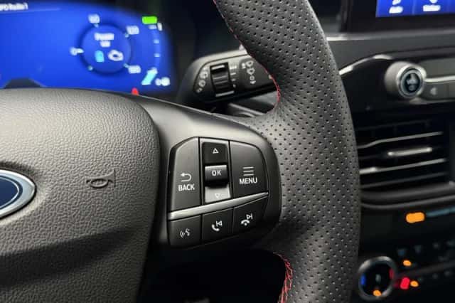 Ford Kuga (2023) thumbnail 24