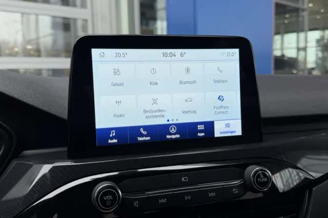 Ford Kuga (2023) thumbnail 34