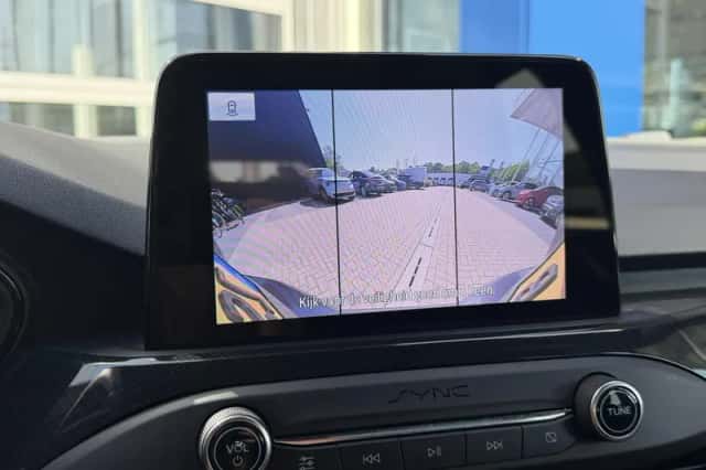 Ford Focus (2019) thumbnail 33