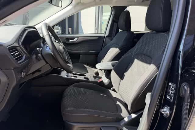 Ford Kuga (2025) thumbnail 18