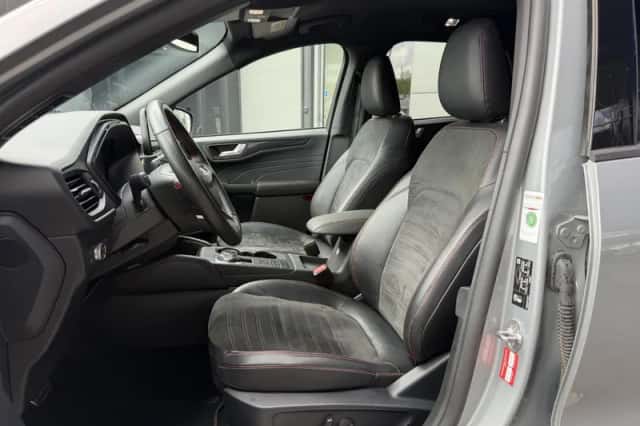 Ford Kuga (2022) thumbnail 15