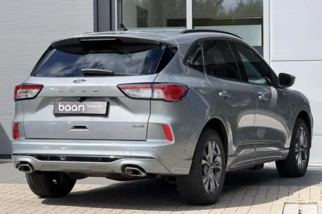 Ford Kuga (2022) thumbnail 3