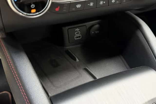 Ford Kuga (2022) thumbnail 29