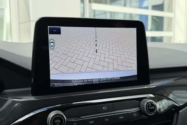 Ford Kuga (2022) thumbnail 42