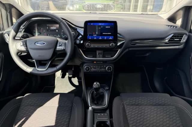 Ford Fiesta (2023) thumbnail 2