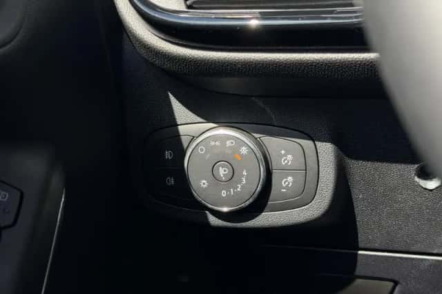 Ford Fiesta (2023) thumbnail 18