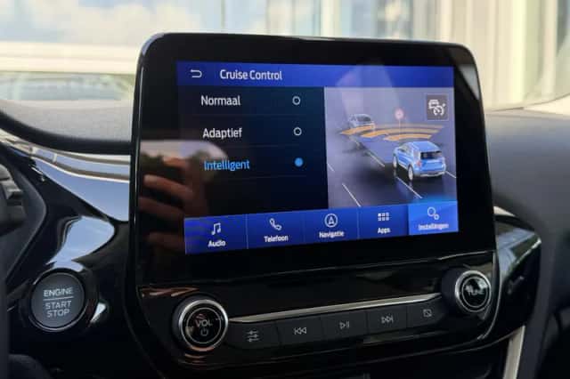 Ford Fiesta (2023) thumbnail 32
