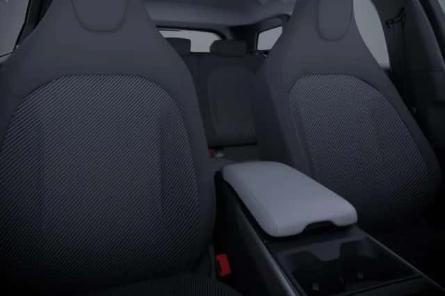 Ford Explorer (2026) thumbnail 4