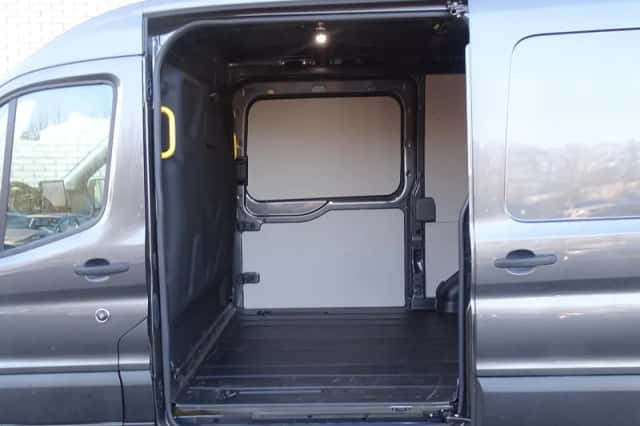 Ford Transit (2024) thumbnail 13