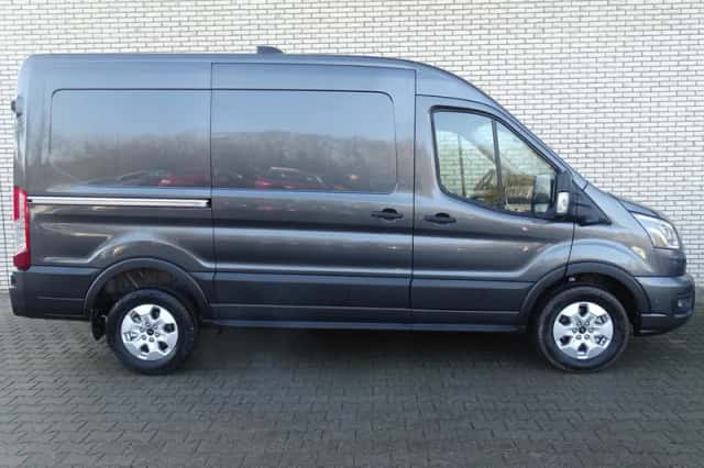 Ford Transit (2024) thumbnail 6