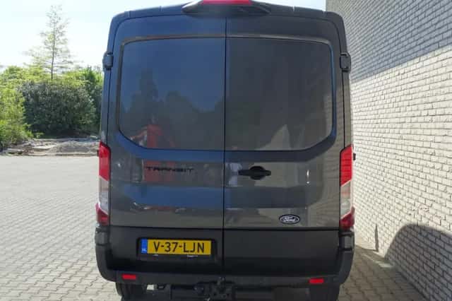 Ford Transit (2024) thumbnail 7