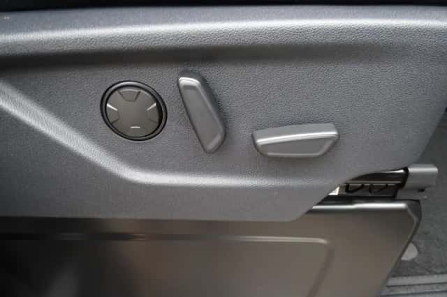Ford Tourneo Custom (2025) thumbnail 15