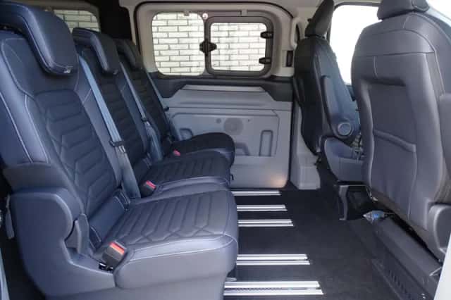Ford Tourneo Custom (2025) thumbnail 26