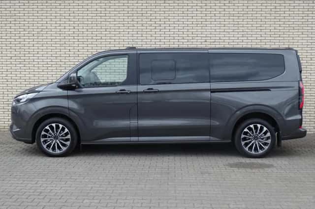 Ford Tourneo Custom (2025) thumbnail 4