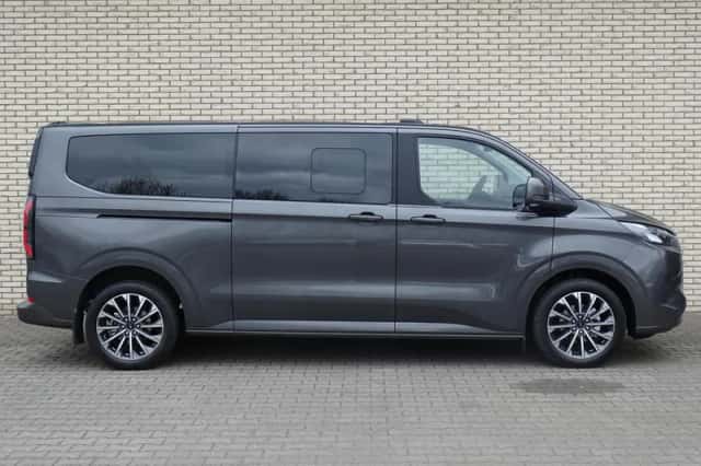 Ford Tourneo Custom (2025) thumbnail 5
