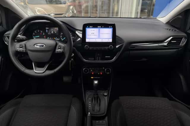 Ford Puma (2023) thumbnail 2