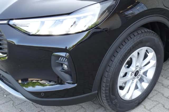 Ford Kuga (2025) thumbnail 2