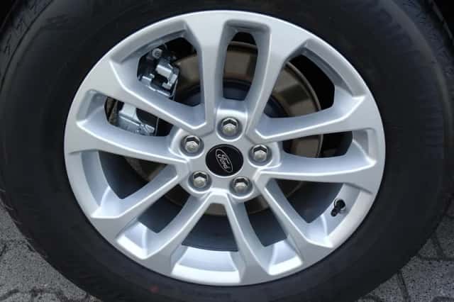 Ford Kuga (2025) thumbnail 7