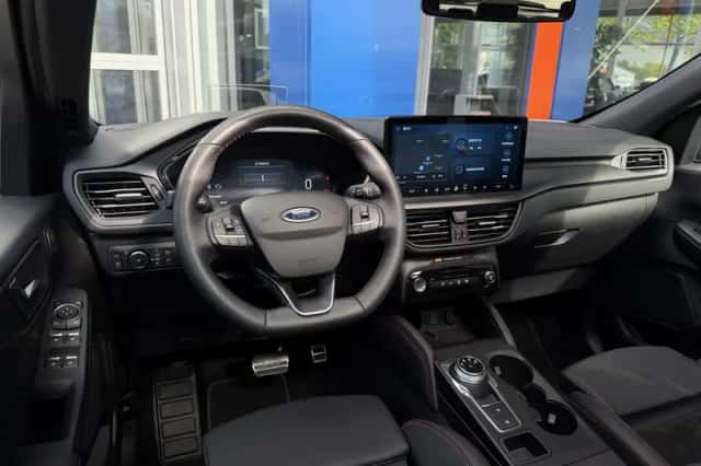 Ford Kuga (2024) thumbnail 17