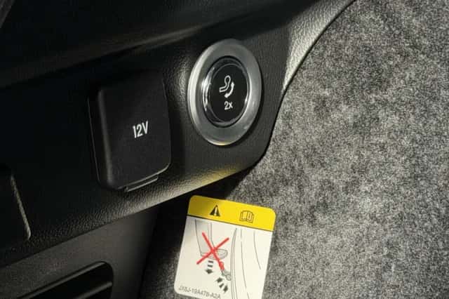 Ford Kuga (2024) thumbnail 22