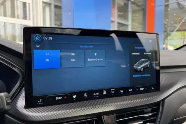 Ford Kuga (2024) thumbnail 38