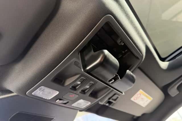 Ford Kuga (2024) thumbnail 48