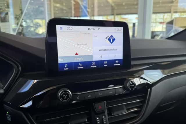 Ford Kuga (2020) thumbnail 24