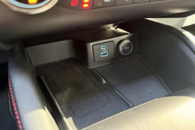 Ford Kuga (2020) thumbnail 26