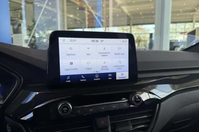 Ford Kuga (2020) thumbnail 31