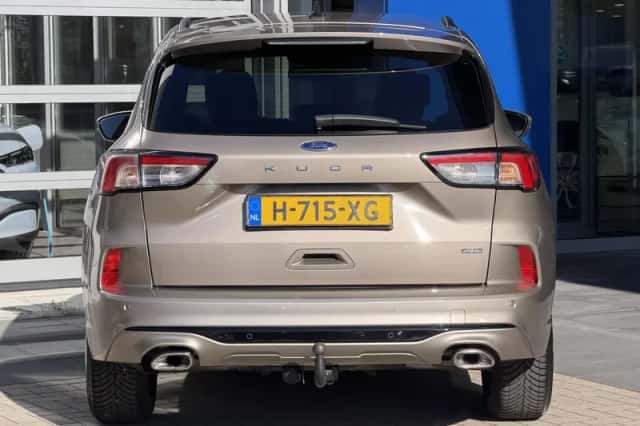 Ford Kuga (2020) thumbnail 5