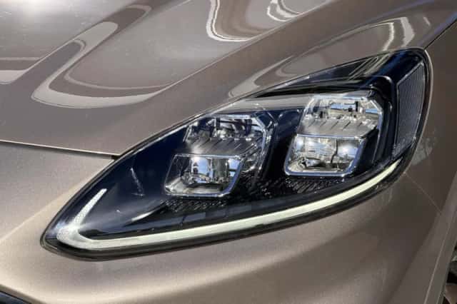 Ford Kuga (2020) thumbnail 6