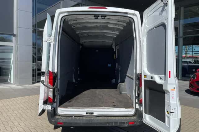 Ford Transit (2024) thumbnail 16