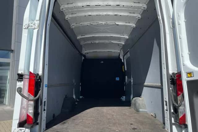 Ford Transit (2024) thumbnail 17
