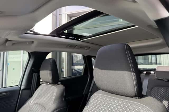 Ford Kuga (2024) thumbnail 18