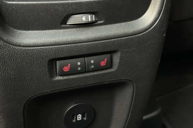 Ford Kuga (2024) thumbnail 22