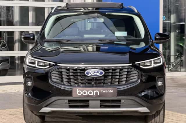 Ford Kuga (2024) thumbnail 4