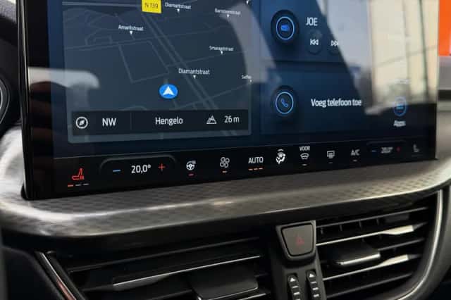 Ford Kuga (2024) thumbnail 31