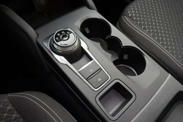 Ford Kuga (2024) thumbnail 34