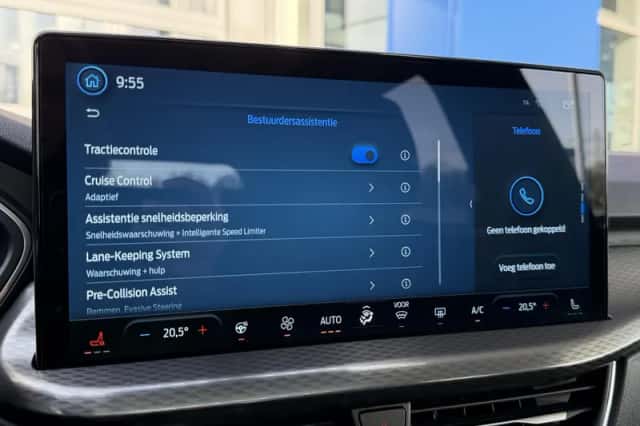 Ford Kuga (2024) thumbnail 38