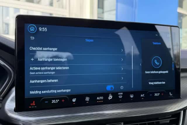 Ford Kuga (2024) thumbnail 40
