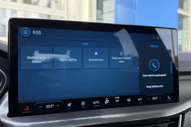 Ford Kuga (2024) thumbnail 43
